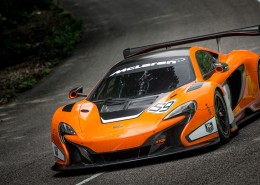 2015迈凯伦 McLaren 650S GT3跑车汽车桌面壁纸