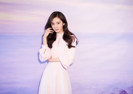 杨幂仙气白裙唯美桌面壁纸