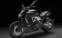 Ducati Diavel AMG摩托桌面壁纸