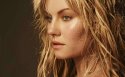 欧美明星伊丽莎·库斯伯特Elisha Cuthbert桌面壁纸