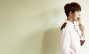 韩国帅哥明星尹时允桌面壁纸