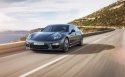 2014款保时捷Panamera turbo s汽车桌面壁纸