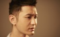 帅哥明星黄晓明桌面壁纸