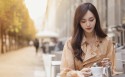 唐嫣户外优雅唯美写真桌面壁纸