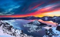 神奇的火山湖风景桌面壁纸