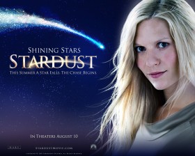 Stardust 星尘桌面壁纸