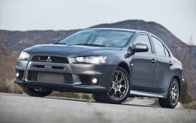 Mitsubishi Lancer Evolution MR Touring三菱EVO桌面壁纸
