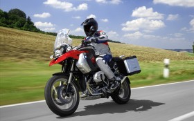 BMW宝马摩托车R 1200桌面壁纸