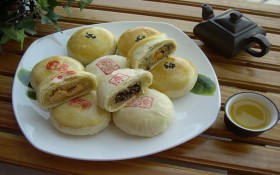 中秋节月饼桌面壁纸