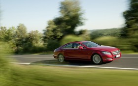 Mercedes Benz奔驰CLS550桌面壁纸