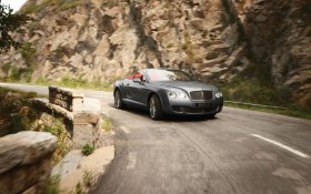 Continental GTC敞篷跑车桌面壁纸