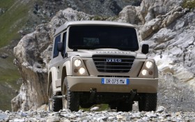 2009款Iveco Campagnola吉普桌面壁纸