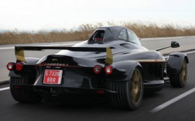 Tramontana R赛车桌面壁纸