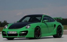 保时捷911 Turbo车系跑车桌面壁纸