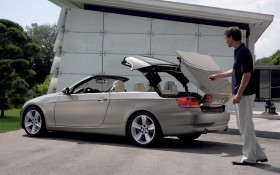 宝马335i Coupé跑车桌面壁纸