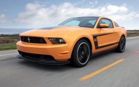 2012款福特野马 Boss 302跑车桌面壁纸