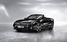 2011款奔驰SL550 Night Edition跑车桌面壁纸