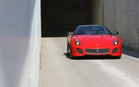 2011款法拉利599 GTO跑车桌面壁纸