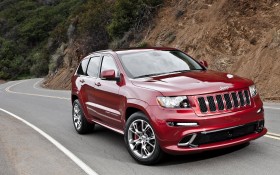 2012款Jeep大切诺基SRT8吉普桌面壁纸