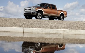 Ford Super Duty皮卡桌面壁纸