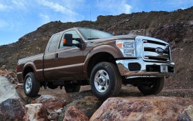 Ford Super Duty皮卡桌面壁纸