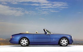 劳斯莱斯 Phantom Drophead Coupé跑车桌面壁纸