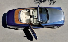 劳斯莱斯 Phantom Drophead Coupé跑车桌面壁纸