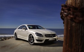 2012款奔驰CLS63 AMG US Version跑车桌面壁纸
