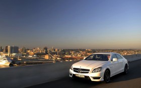 2012款奔驰CLS63 AMG US Version跑车桌面壁纸