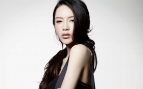 美女明星潘霜霜桌面壁纸