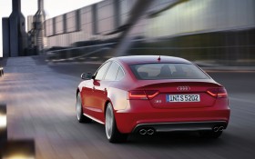 2012款奥迪 S5 Sportback轿车桌面壁纸