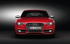 2012款奥迪 S5 Sportback轿车桌面壁纸