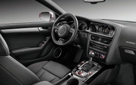 2012款奥迪 S5 Sportback轿车桌面壁纸