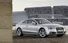 2012款奥迪 S5 Silver轿车桌面壁纸