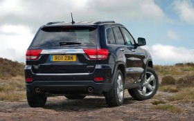 2011款Jeep Grand Cherokee UK Version桌面壁纸