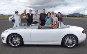 马自达MX-5 Superlight跑车桌面壁纸