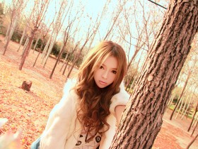 美女甜心公主裴紫绮桌面壁纸