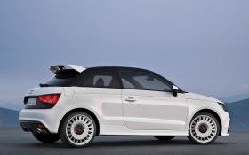 2013款奥迪A1 quattro轿车桌面壁纸