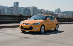 2012款现代Veloster轿车桌面壁纸