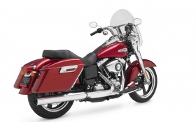 Harley-Davidson Dyna摩托桌面壁纸
