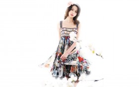 美女王秋紫（淇淇）桌面壁纸