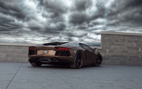 兰博基尼 Aventador LP700-4桌面壁纸