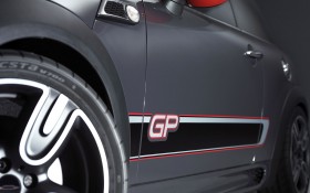 Mini John Cooper Works GP轿车桌面壁纸