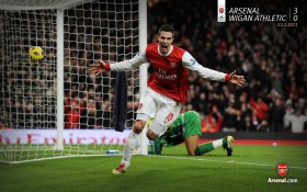 2012年英超足球 阿森纳 Arsenal 赛季桌面壁纸