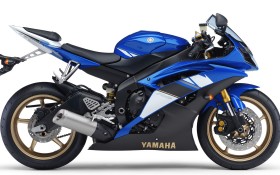 雅马哈YZF-R6摩托桌面壁纸