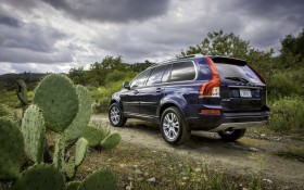 2013版Volvo 沃尔沃 XC90汽车桌面壁纸