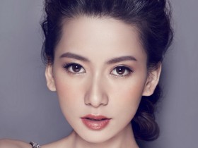 美女模特王秋紫桌面壁纸