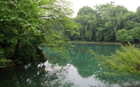 贵州省贵阳市花溪公园风景图片