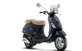 比亚乔Vespa LXV桌面壁纸