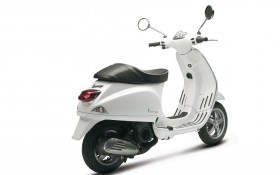 比亚乔Vespa S桌面壁纸
